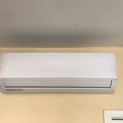 Mini Split Air a conditioner