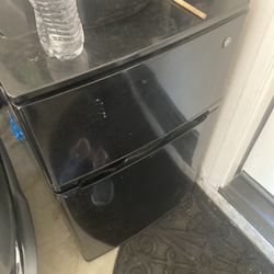 Mini refrigerator And Freezer