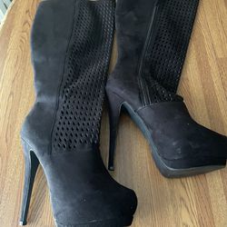 Womans Black Stiletto Black Boots- Size 8 
