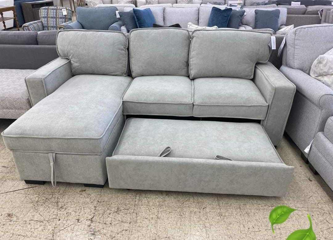 CREAM SLEEPER SECTIONAL WITH STORAGE  Darton 