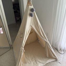 Teepee For Kids Canvas Like New 