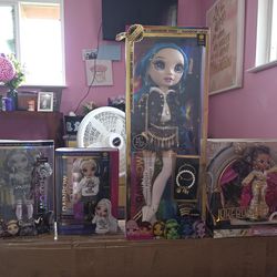 Rainbow high and LoL dolls