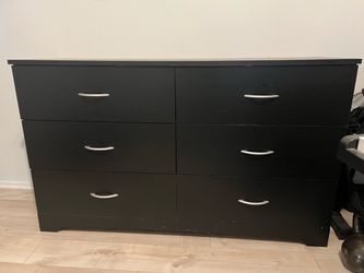 Black 6-Drawer Dresser