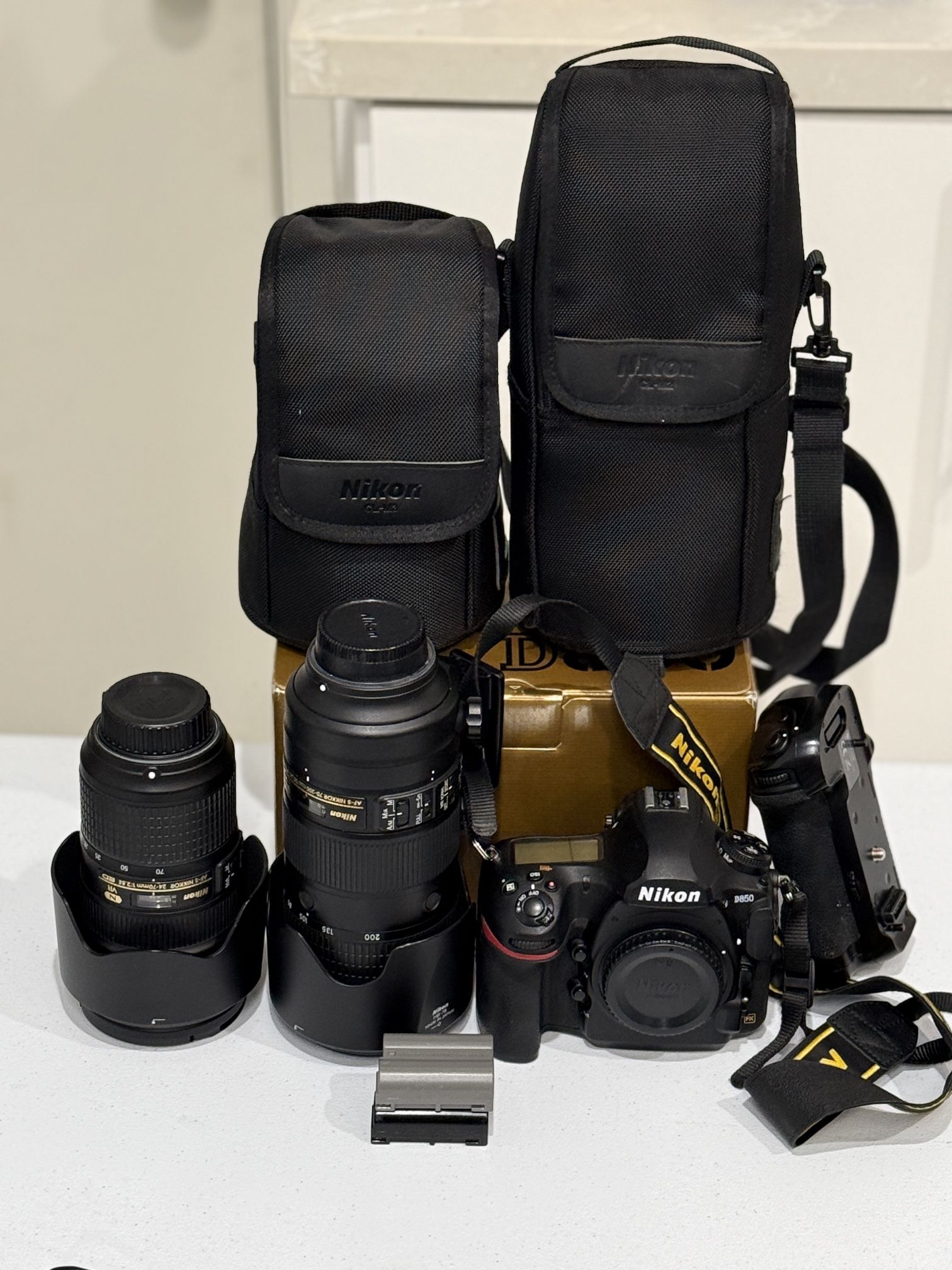 Nikon D850 - 70-200mm 2.8- 24/70mm 2.8