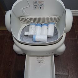 Self-cleaning Litter Box