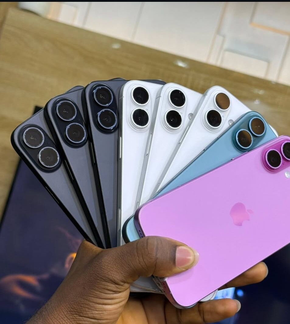 𝚒𝙿𝚑𝚘𝚗𝚎 16 𝚄𝚗𝚕𝚘𝚌𝚔𝚎𝚍 𝚆𝚒𝚝𝚑 𝚆𝚊𝚛𝚛𝚊𝚗𝚝𝚢