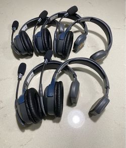 Eartec UL5S 5-Person Full-Duplex Wireless Intercom Headsets With 10 Rechargeable Batteries & Charger