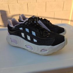 Adidas Oznova Sneakers