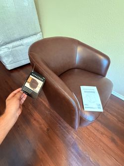 Rotating Leather Chair - New