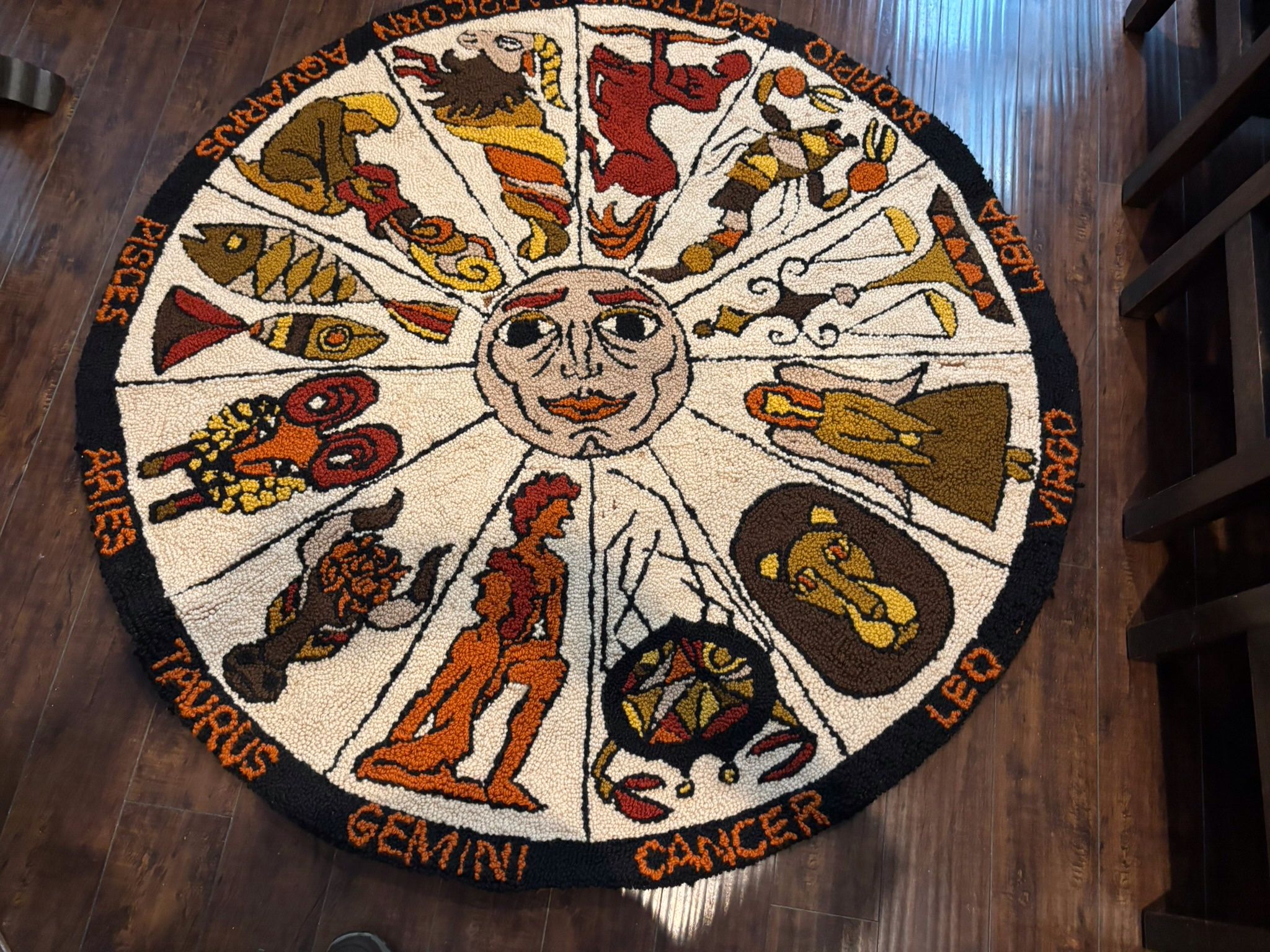 HORISCOPE Hand Made Rug