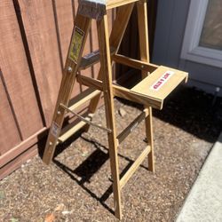 Werner Wooden 4” Ladder