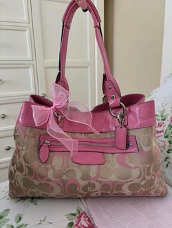 2000s Coach Penelope Optic Pink bag