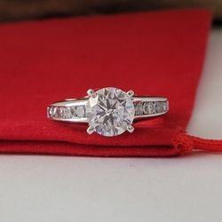 925 Sterling Silver Cubic Zirconia Ring Size 6.75/ Anillo de Plata Esterlina con Cubic Zirconia! 👌🎁Post Tags: Anillo de Plata