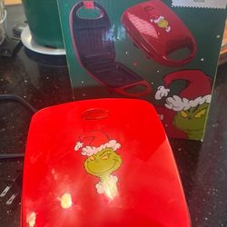 Never Used! Grinch sandwich maker