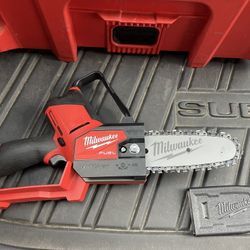 M12 FUEL 6 in. 12V Lithium-Ion Brushless Electric Cordless Battery Pruning Saw HATCHET (Tool-Only)