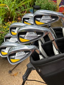 Lynx Predator RH Adult Iron set