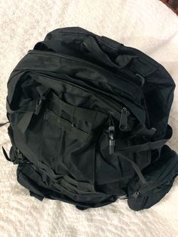 BLACK BACK PACK
