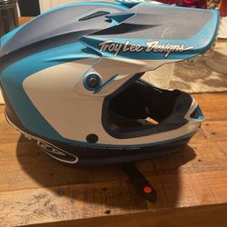 Troy Lee Helmet 