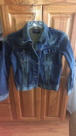 Cute Jean Jacket. Size S
