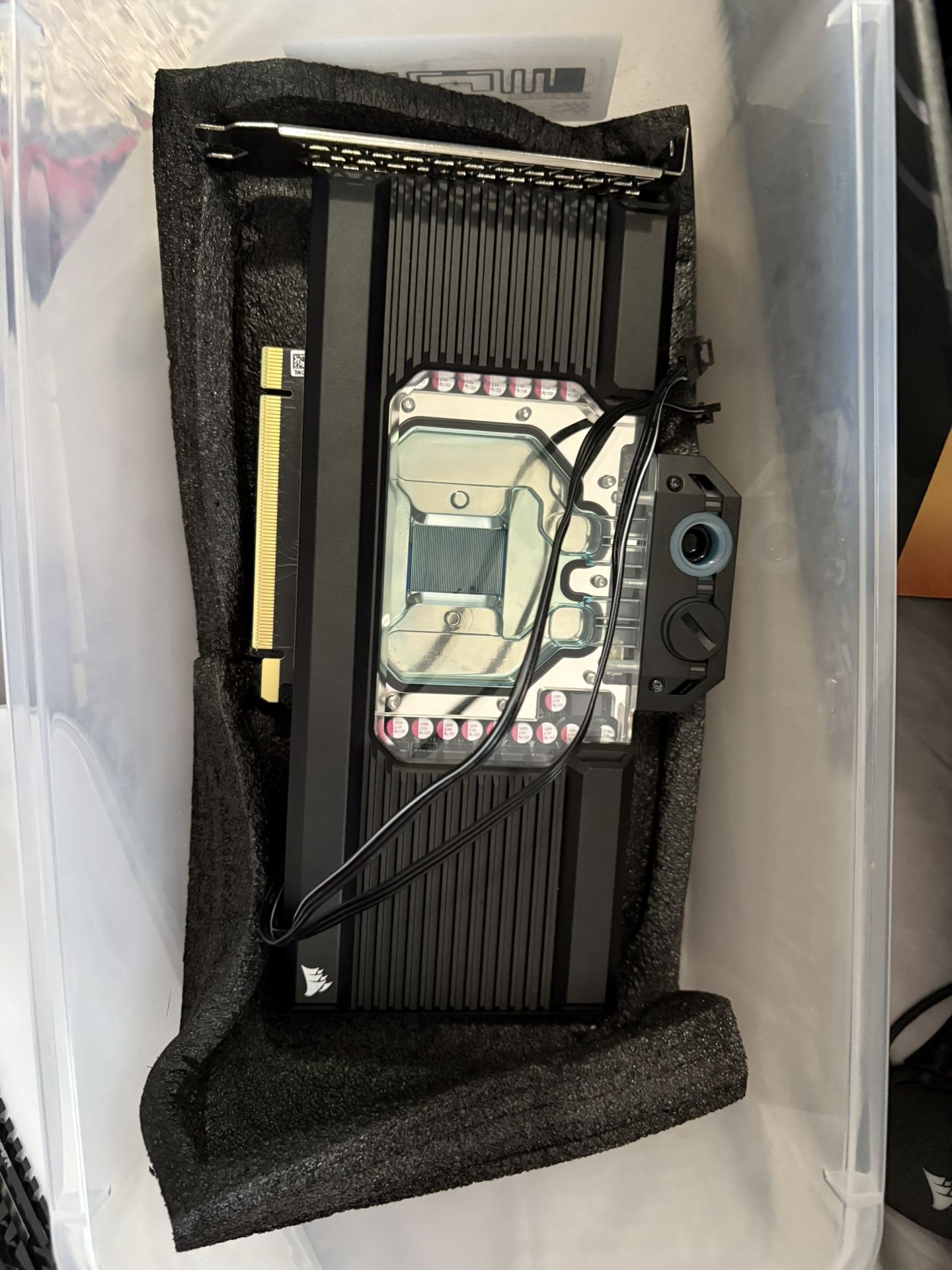 10GB NVIDIA RTX 3080 WATERCOOLED , CUSTOMIZED WITH CORSAIR 3090 FACEPLATE