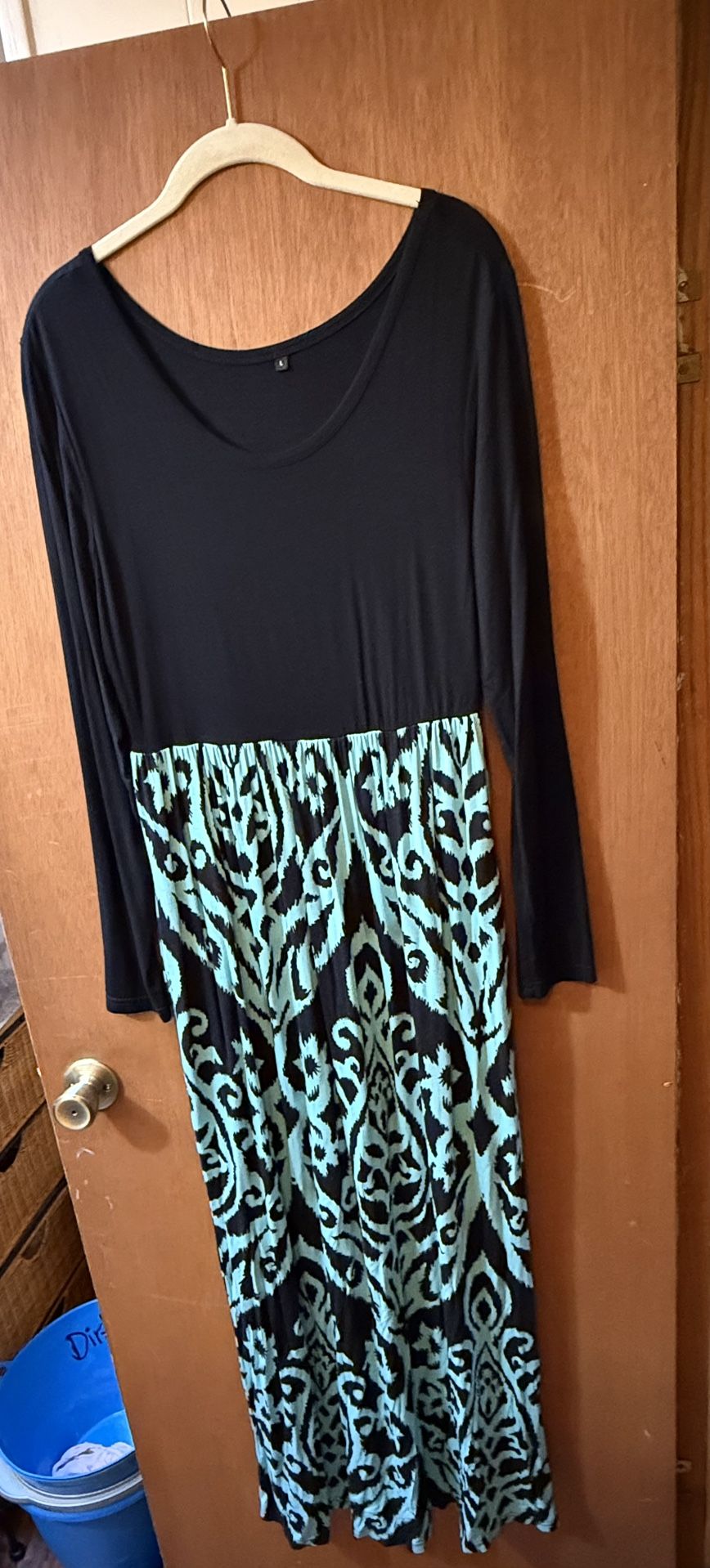 Long Ladies Dress