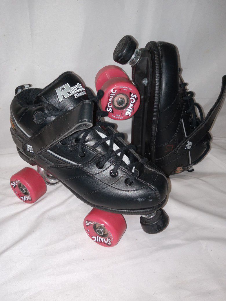 Size 8m9w Roller Skates 