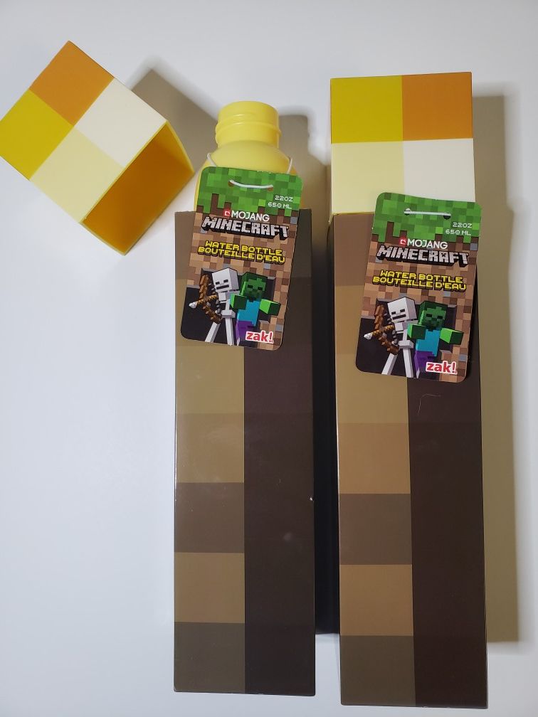Zak! Minecraft Torch 22oz Water Bottle