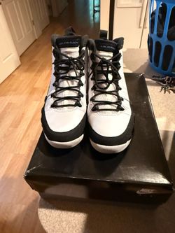 Jordan 9 Space Jam Size 9