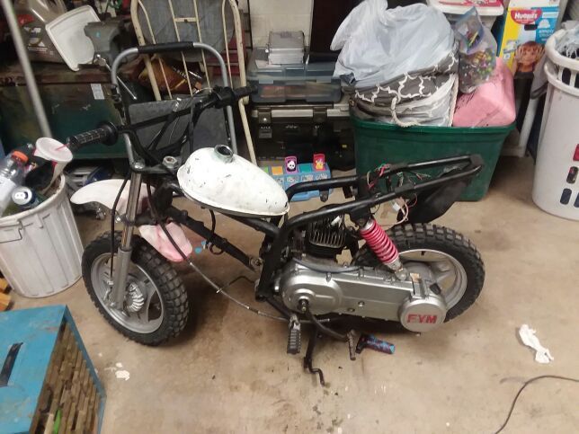 Yamaha mini dirt bike