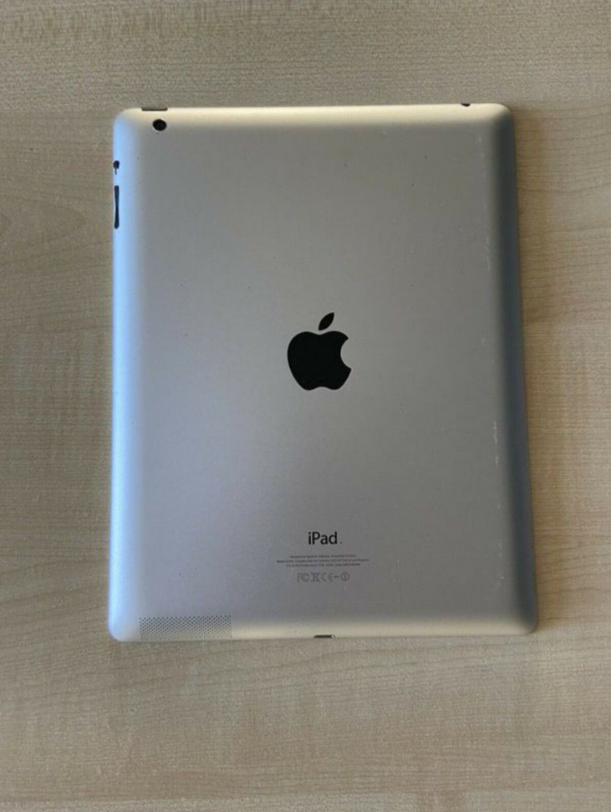 iPad 2 | 2nd Generation | Wi-Fi Internet access | 9.7 inch big size iPad | Usable with Wi-Fi ONLY