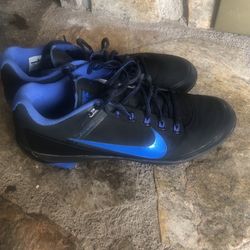 NIKE  FLYWIRE Size 10.5  Baseball Cleats 