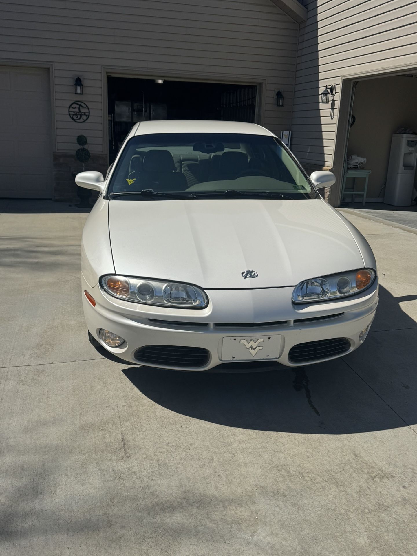 2002 Oldsmobile Aurora