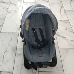 Cosco Kids Infant Car Seat - (base included)