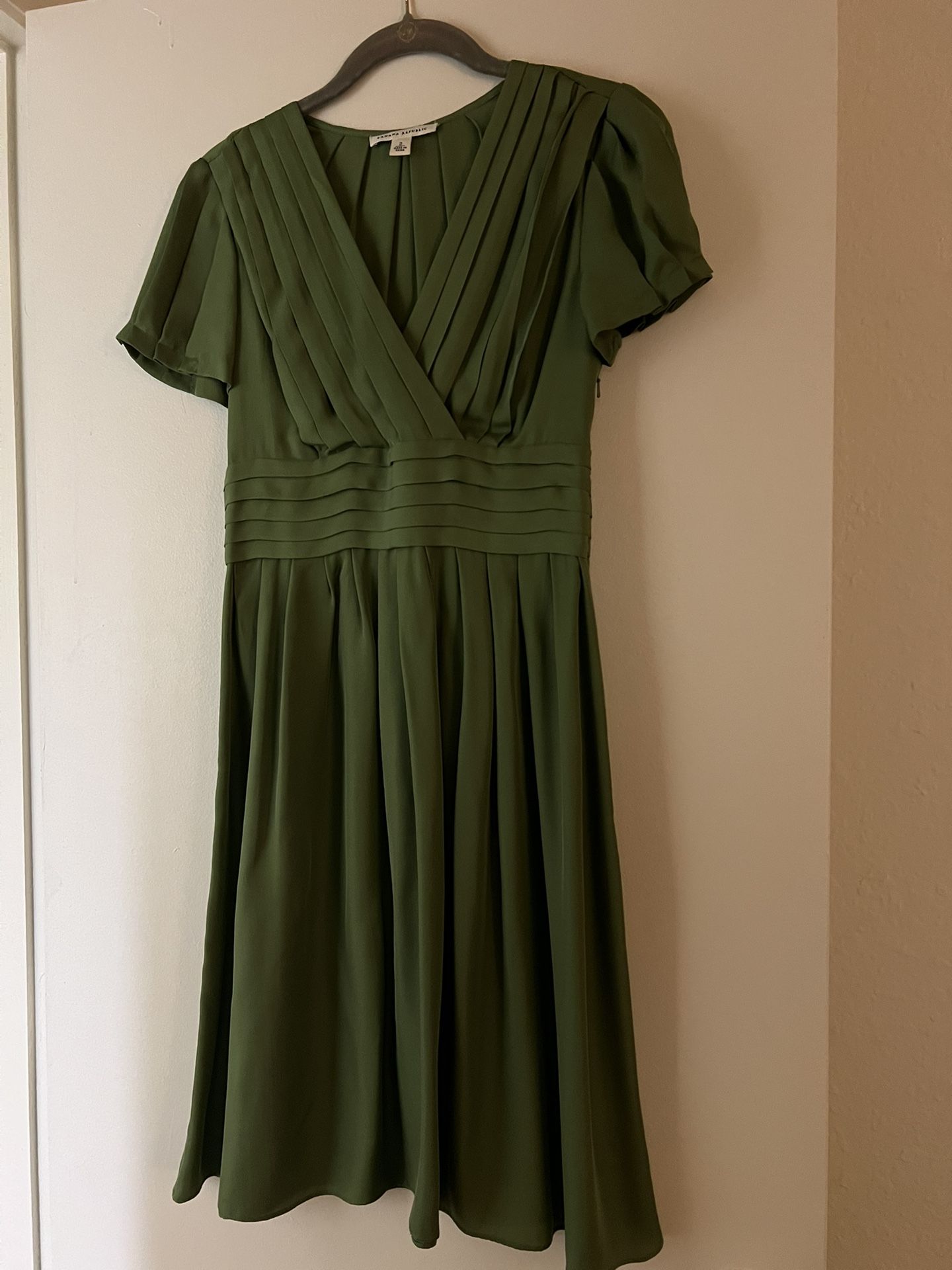 Banana Republic Silk Dress