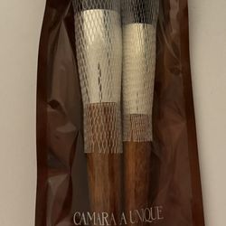 camara a unique brush set