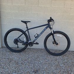 SPECIALIZED ROCKHOPPER SPORT 29 ER MOUNTAIN BIKE LIKE NEW ( CHECK MY OTHER BIKES)