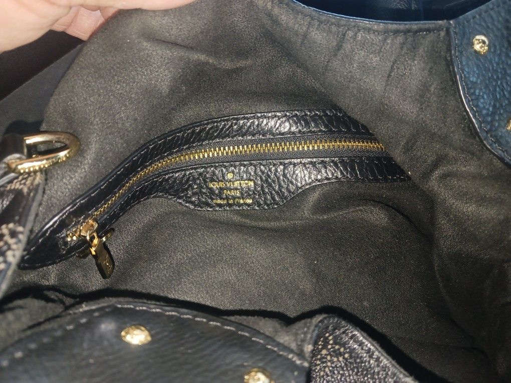 Louis Vuitton Handbag