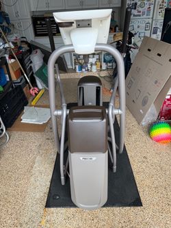 Precor EFX 5.33 elliptical for sale - hardly used