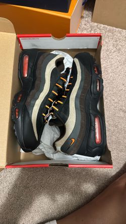 NIKE AIR MAX 95 Size 10