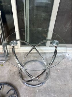 Modern Glass Accent / Side Table – Chrome Base