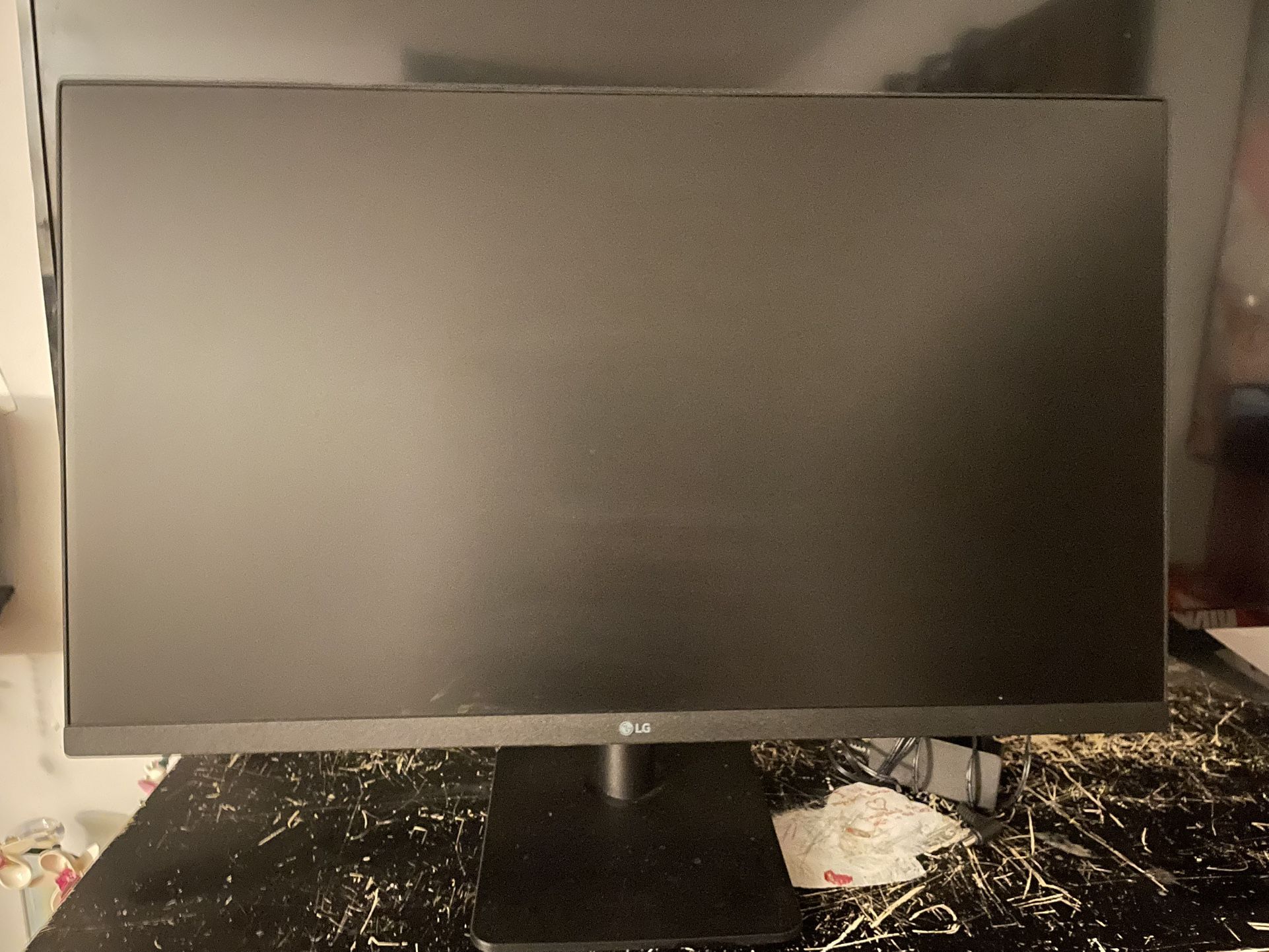 27” 60hz monitor