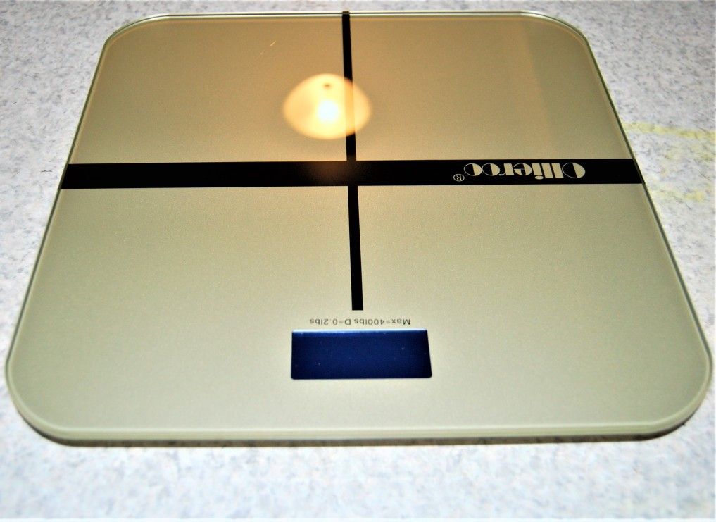 OLLI ROO 400LBS BATHROOM WEIGHT SCALE LIGHT GOLD COLOR