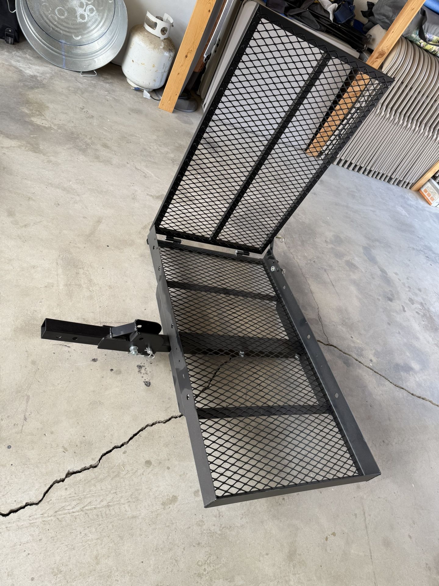 Hitch Cargo Carrier