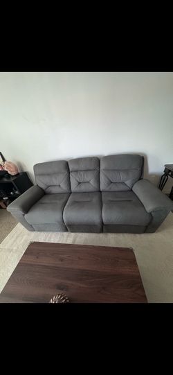 Recliner couch