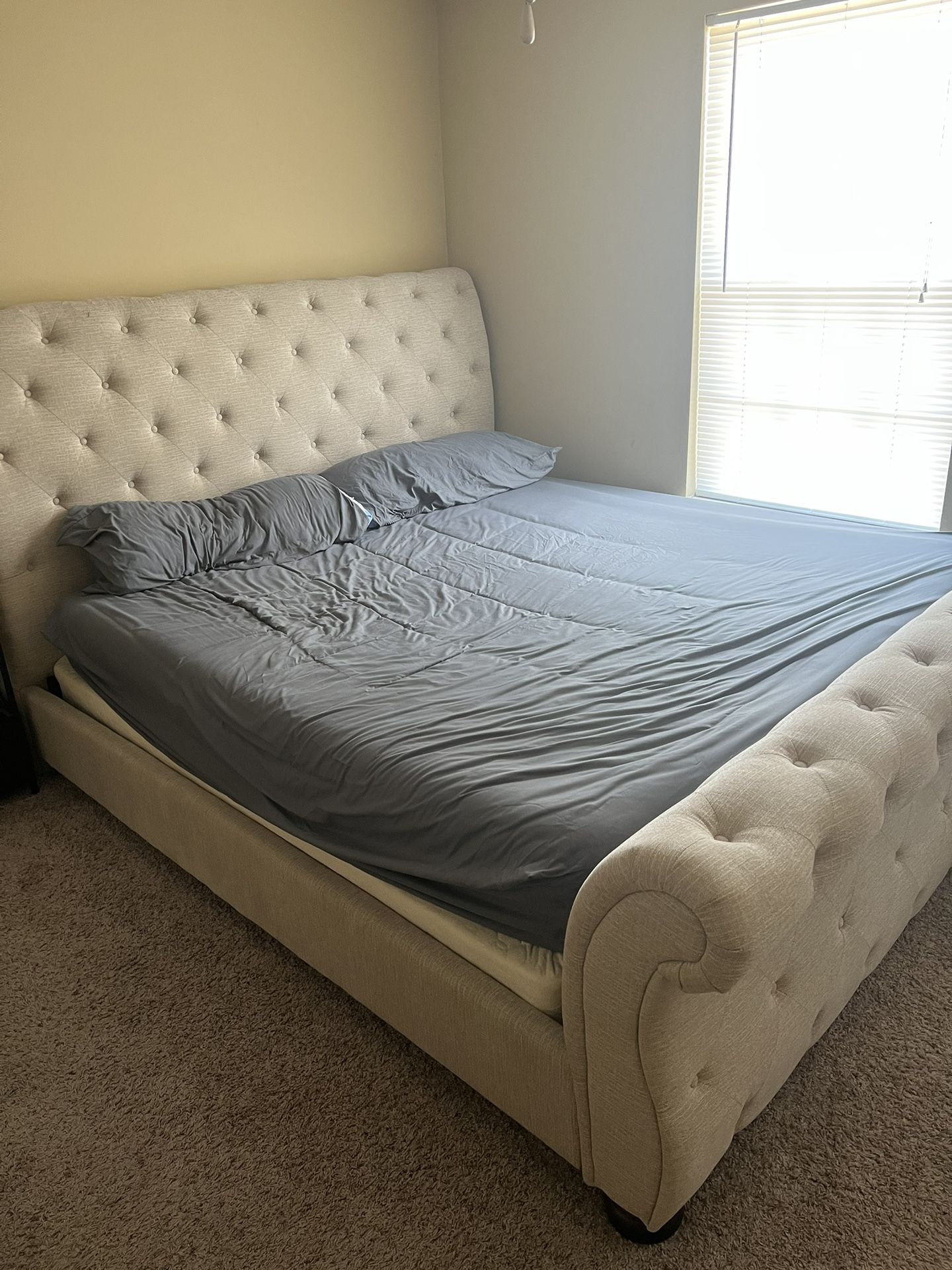 Bed Frame + Tempurpedic Mattress (King Size) for Sale in Hattiesburg