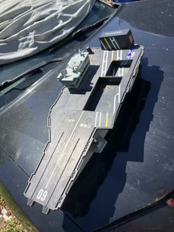 2001 Hasbro GI Joe USS Saratoga Motorized Aircraft Carrier missing parts