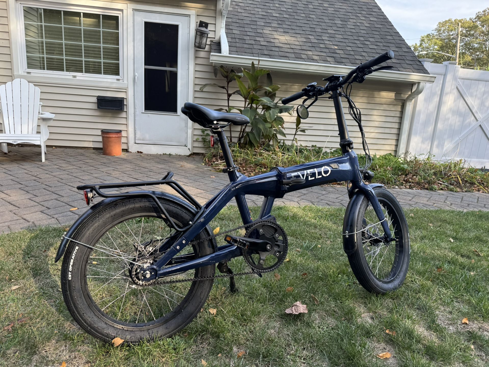 Evelo Dash Foldable electric Bike