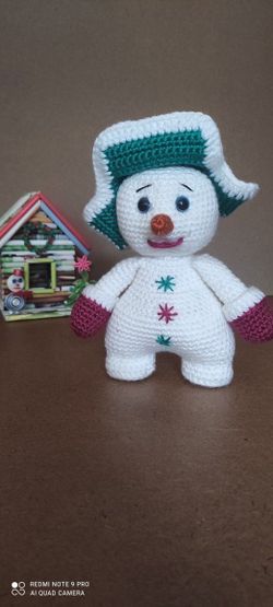 Snow Boy, Little Snow Man, Yarn