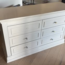 White/Off White Dresser. Used With Scratches. 