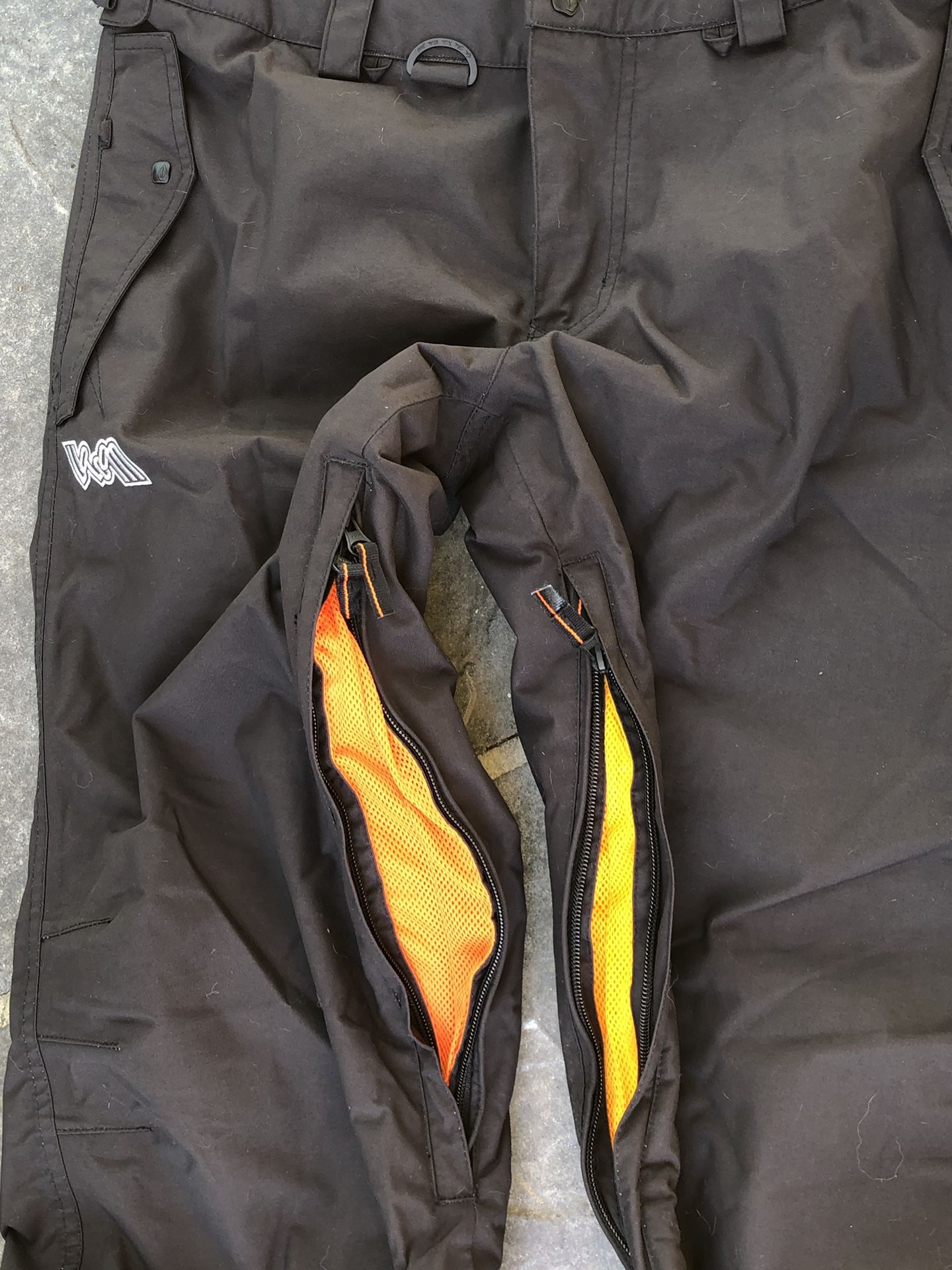 Volcom thermonite shop pants